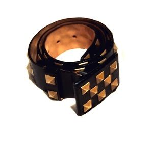 Saks fifth avenue gold studded Leather Belt